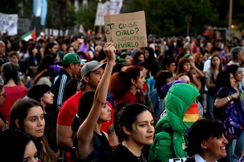 Miles de mujeres, organizaciones políticas