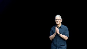Tim Cook deja su cargo como CEO de Apple y será sustituido por John Ternus