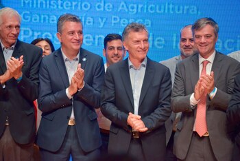 Macri, Etchevehere y dos funcionarios