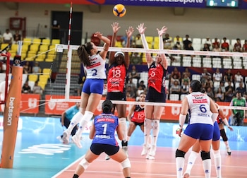 El equipo santo muestra su