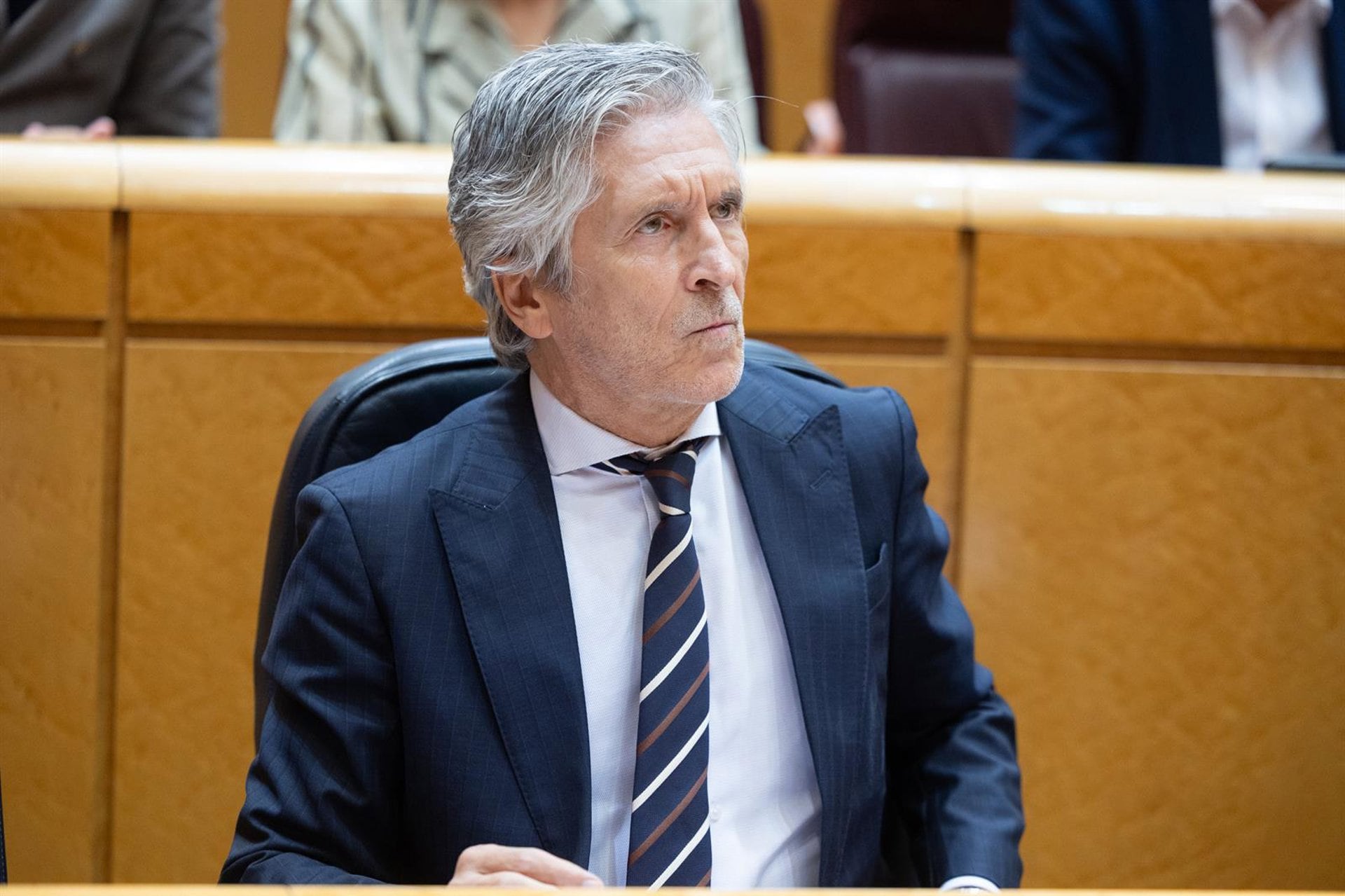 Marlaska y el PP chocan en el Senado por las condiciones de la Policía en Ceuta
