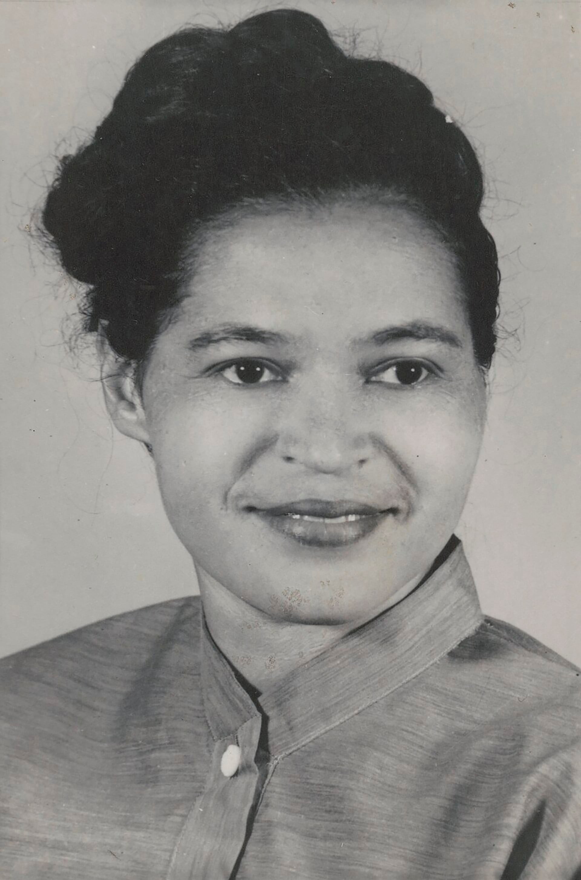 Más de cuatro mil personas y figuras como Aretha Franklin despidieron a la activista por los derechos civiles Rosa Parks en un funeral de siete horas en Detroit