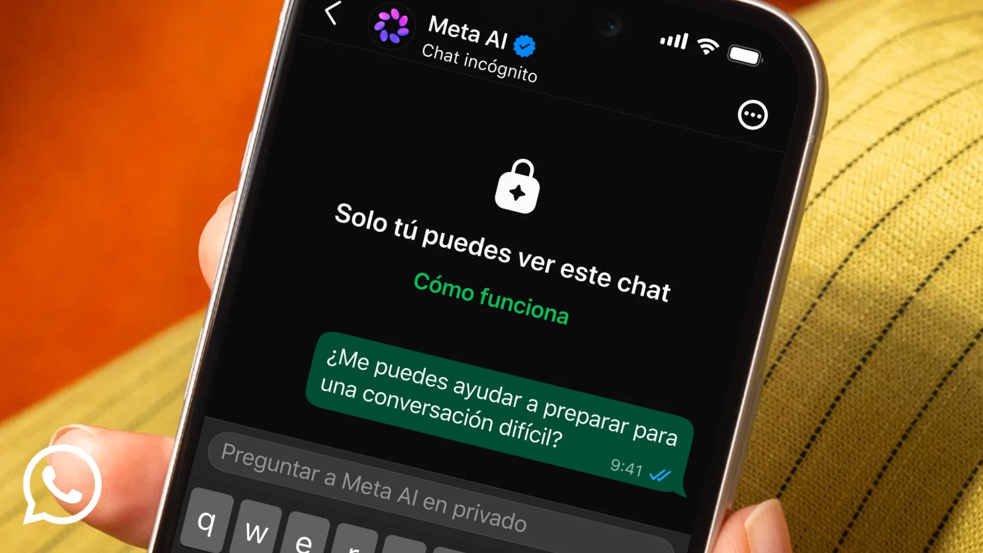 Iniciar un chat de este tipo significa que la comunicación se procesa en un entorno seguro. (WhatsApp)