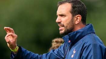 Entrevista a Juan Amoros, DT