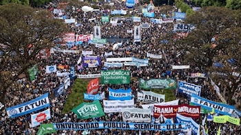 Más de una treintena de personas detenidas en protestas universitarias en Buenos Aires