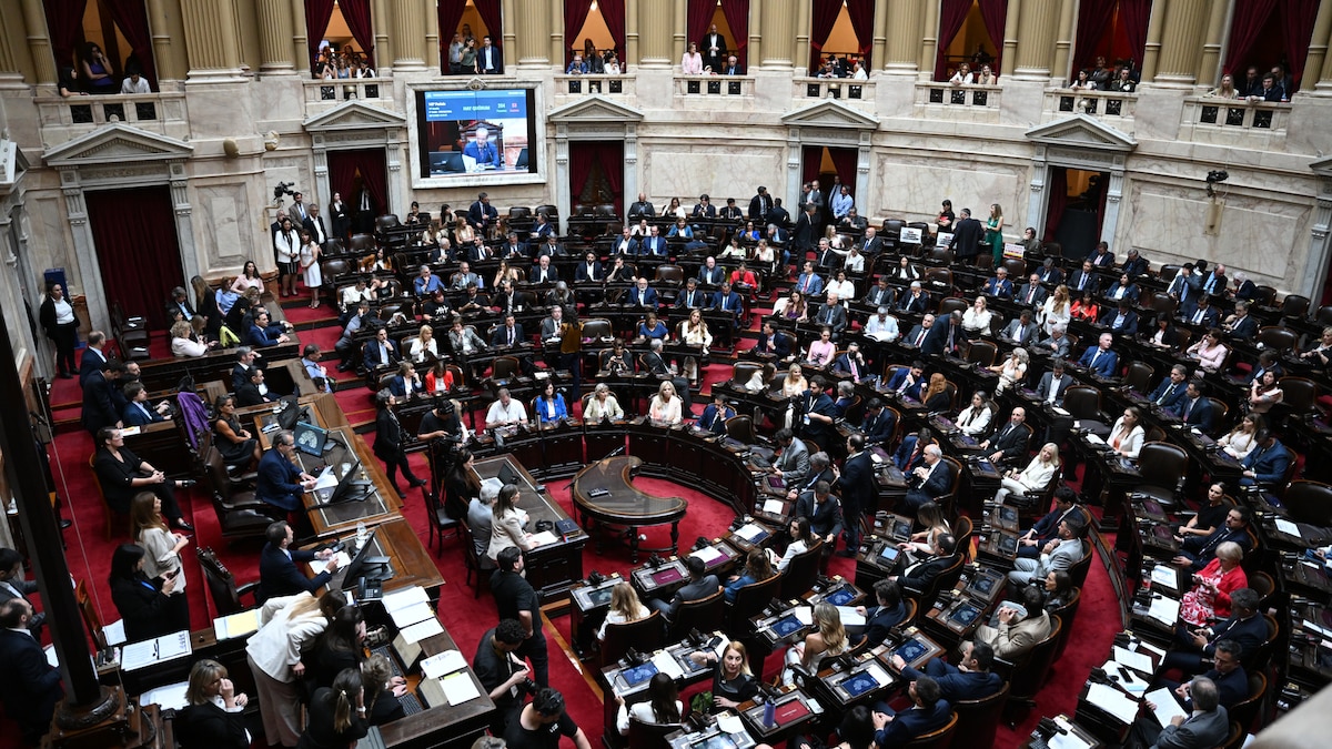 Sesión en la Cámara de Diputados durante el debate del Presupuesto 2026