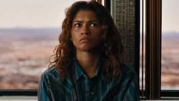 Mam Smith afirmó que los protagonistas de 'Euphoria' necesitaban estar en un ambiente seguro por la intensidad de las escenas. (Captura de video)