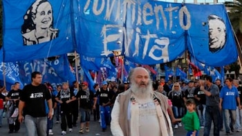 El Movimiento Evita apoyará a Axel Kicillof como candidato a presidente para enfrentar a Javier Milei