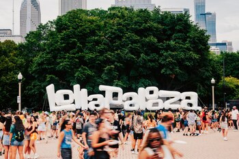 Lollapalooza Chicago reúne miles de