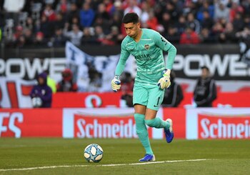 El juego con los pies,