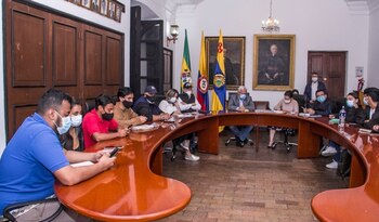 Estudiantes logran matrícula cero en