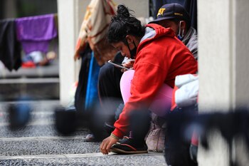 Hubo mayor consumo en los hogares al finalizar el año. (Ecuador). EFE/José Jácome