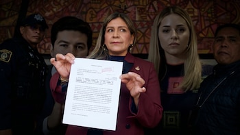 Morena denuncia ante la FGR a Samuel García y Mariana Rodríguez por presunto desvío de recursos