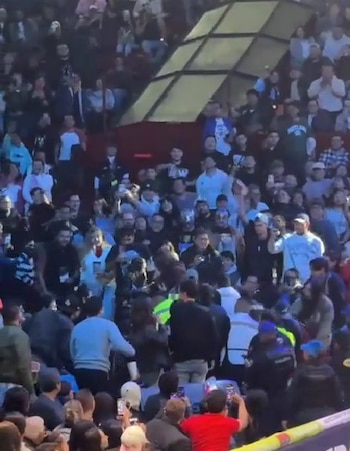 Seis elementos sacaron del recinto