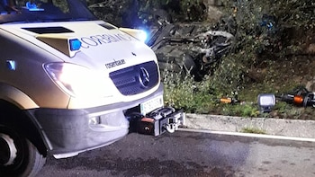 Fallecen dos jóvenes de 23 años en un accidente en la AS-15, en Degaña