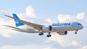 Air Europa amplía la cobertura de cambios de billetes en Colombia tras el terremoto
