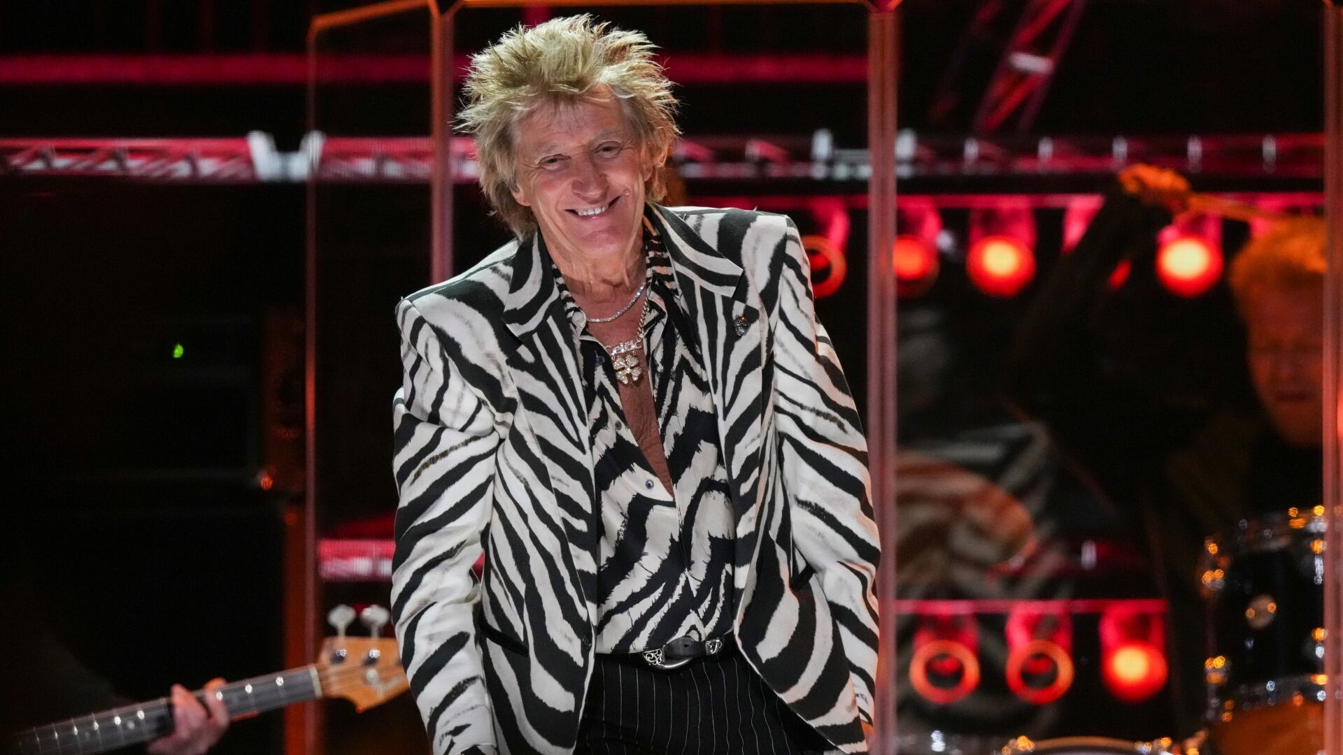 Rod Stewart canceló varios conciertos por problemas de salud. (Foto Jordan Strauss/Invision/AP)