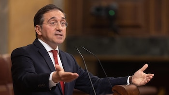 Albares avisa de que un