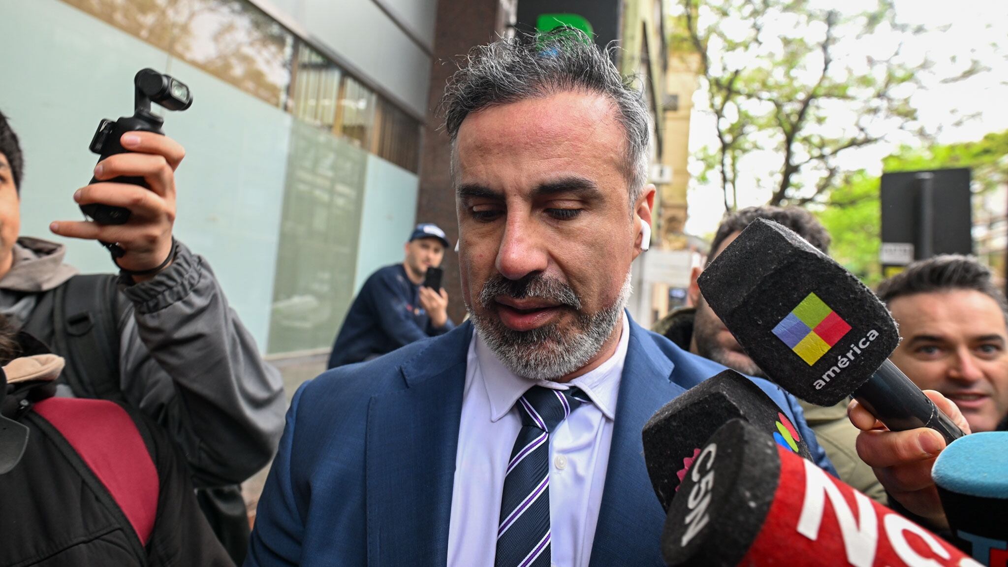 Leopoldo Luque antes de ingresar al tribunal este jueves (Adrián Escandar)