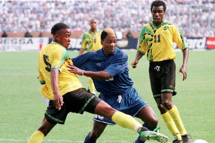 Jamaica compartió grupo en la Copa del Mundo de 1998 con Argentina, Croacia y Japón - crédito AFP