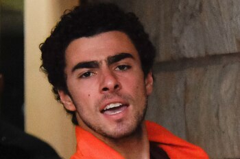 Exagente del FBI cree que el ObamaCare pudo motivar las acciones de Luigi Mangione Luigi Mangione, the alleged shooter, is being investigated for possible motives related to Obamacare and health insurance.