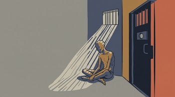 Dibujo de un hombre delgado sentado en el suelo de una celda, bajo la luz que entra por una pequeña ventana con barrotes.
