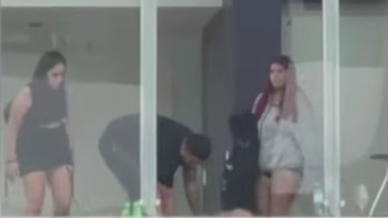 Dos amigos pierden 20 mil soles tras ser engañados por mujeres en bar de Miraflores.