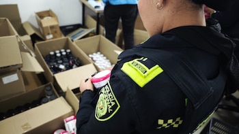 Autoridades decomisaron 885 suplementos dietarios que se comercializaban en Bogotá sin registro sanitario