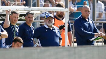 Maradona vivió el partido intensamente