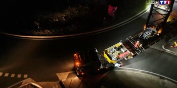 Un convoy de 65 metros