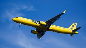 Suspenden ruta aérea entre Colombia