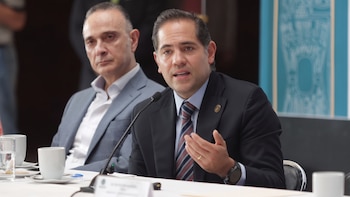 Presidente de la Cámara de Diputados llama “coalición invencible” a Morena, PT y PVEM