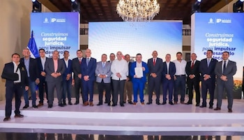 Los municipios afectados por la sequía estarán entre los primeros beneficiados con recursos y maquinaria. (FOTO: Presidencia de Honduras)