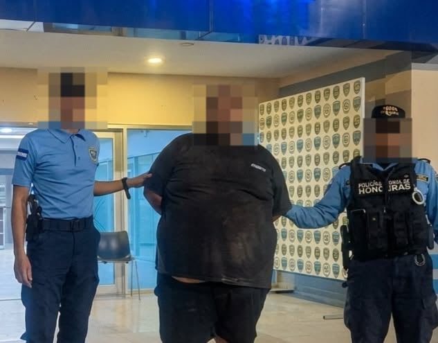 Honduras: capturan a un hombre tras hallar restos de perros en una vivienda donde vendían tacos