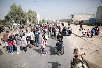Ciudad de Gaza: palestinos abandonan