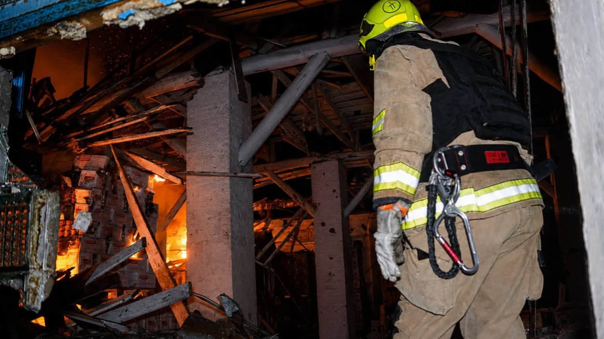 Bomberos mitigaron el incendio en Odesa tras el ataque ruso (Servicio de Emergencias de Ucrania)