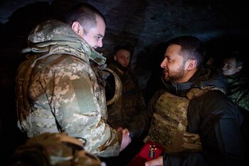 Volodymyr Zelensky visitó la aldea de Robotyne, en la frontera sur de Ucrania