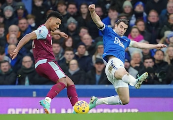 14 January 2024, United Kingdom, Liverpool: Aston Villa's Ollie Watkins (L) and Everton's Seamus Coleman battle for the ball during the English Premier League soccer match between Everton and Aston Villa at Goodison Park. Photo: Peter Byrne/PA Wire/dpa