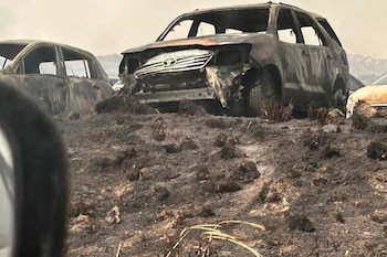 El fuego obligó a evacuar a 130 visitantes y afectó a 14 vehículos dentro del Parque Nacional Quebrada del Condorito (La Voz)