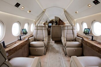 Una nave privada resulta un