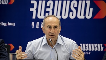 Detenido el expresidente de Armenia Robert Kocharián, acusado de abuso de poder y blanqueo de capitales
