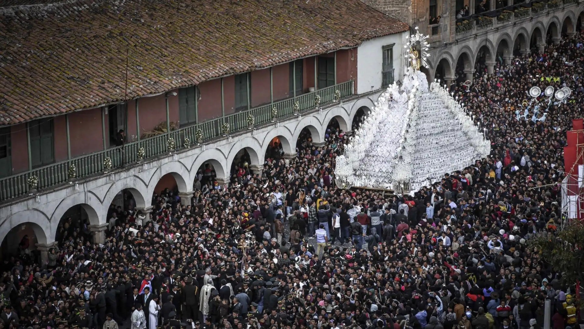 Más de 1,9 millones viajarían en Semana Santa y dejarían USD 220 millones en el país