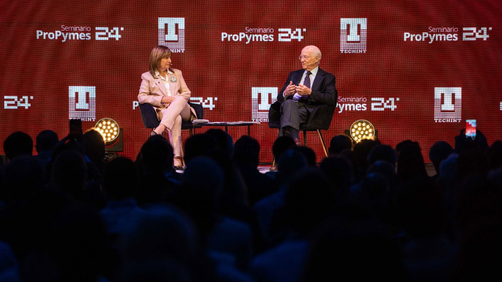 La senadora Patricia Bullrich y el CEO del Grupo Techint, Paolo Rocca