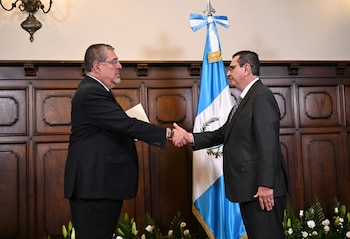 Presidente de Guatemala juramentó al nuevo fiscal general