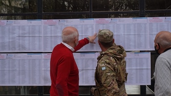 Espert consultó el padrón antes