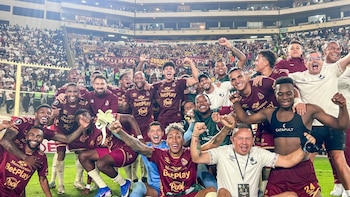 Tolima celebró a lo grande tras el empate con Universitario y su clasificación a octavos: “Cántico monumental”