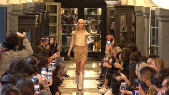 Desfile de Lorena Saravia Fashion