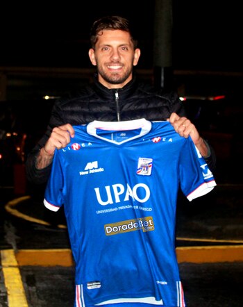 El defensor uruguayo llegó proveniente