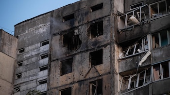 Al menos dos muertos y tres heridos por un ataque ruso contra la región de Kiev