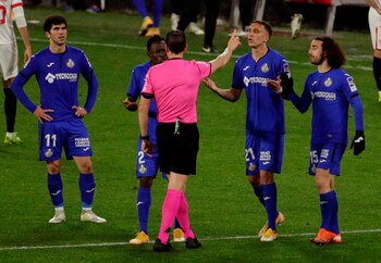 Dakonam Djené (2i), del Getafe,